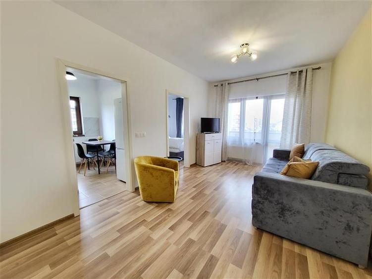 Apartament cu 2 camere nedecomandat, mobilat în Sânpetru