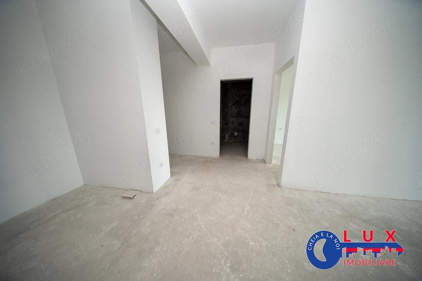 Apartament cu 2 camere decomandat în E3