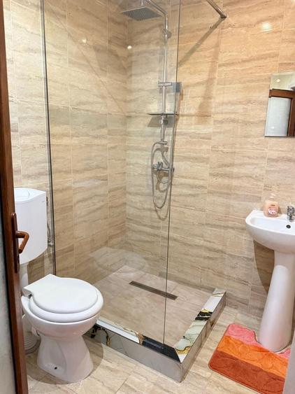 Garsonieră decomandată în Central