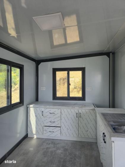 Casă cu 2 camere cu Teren 450 Mp în Tomești
