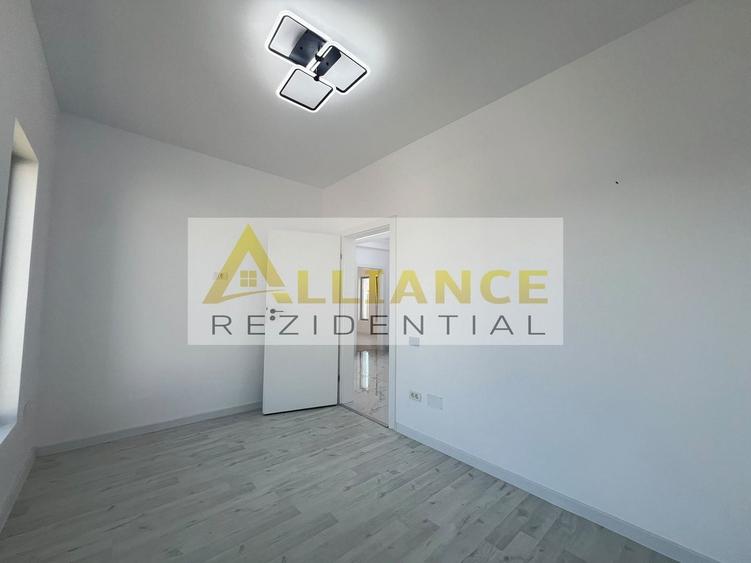Casă individuală cu 4 camere cu Canalizare în Berceni