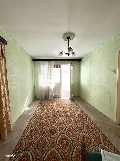 Apartament cu 2 camere semidecomandat în Sârbi