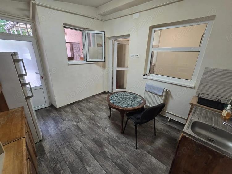 Casă cu 2 camere cu Teren 100 Mp în Brâncoveanu