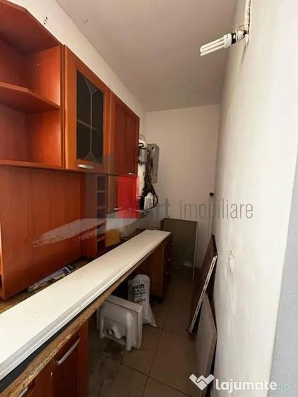 Casă cu 5 camere cu Teren 476 Mp în Dudu