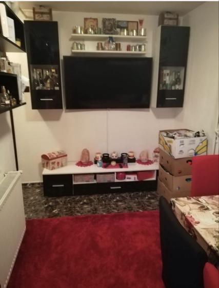 Apartament cu 2 camere decomandat în Exterior Vest