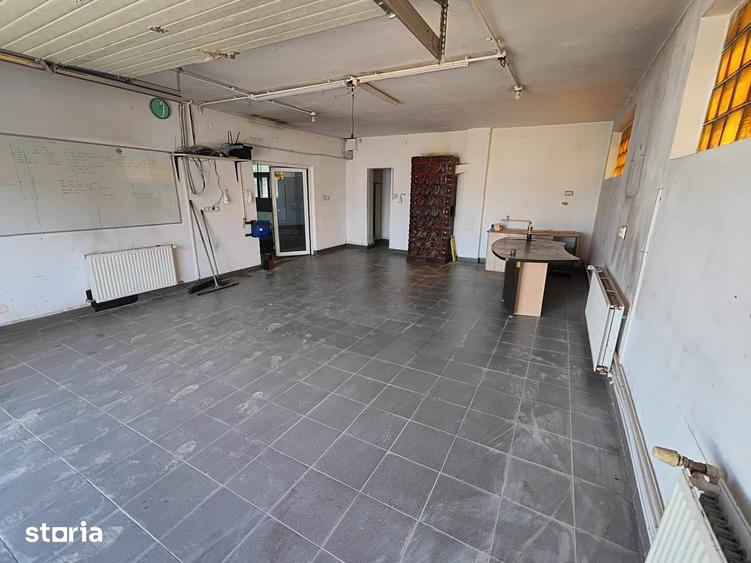 Spațiu comercial, de 180 mp, în Bartolomeu
