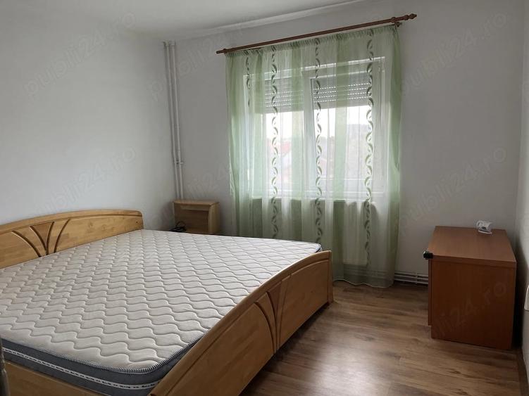 Apartament cu 3 camere decomandat în Banu Mărăcine