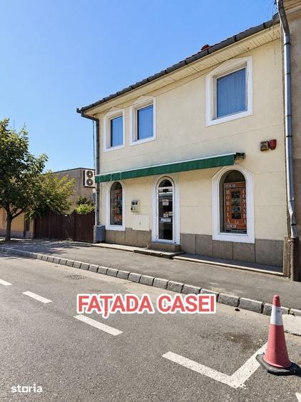 Apartament cu 3 camere decomandat, mobilat în Central