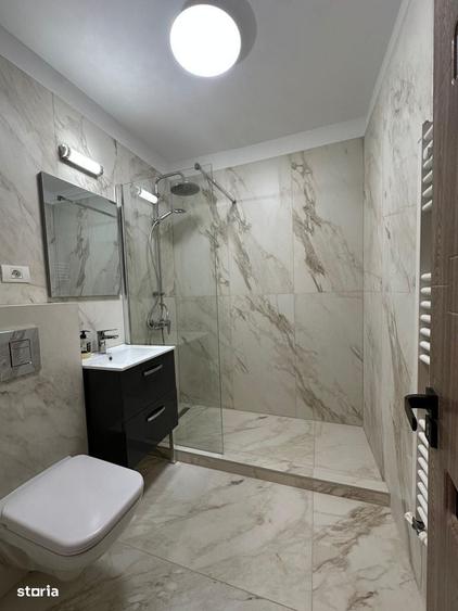 Apartament cu 2 camere semidecomandat în City Park Mall