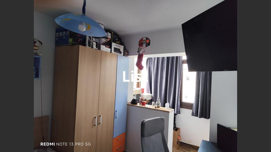 Apartament cu 4 camere decomandat, mobilat în Albert