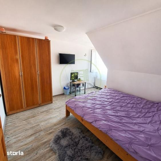 Casă cu 6 camere cu Teren 1100 Mp în Central