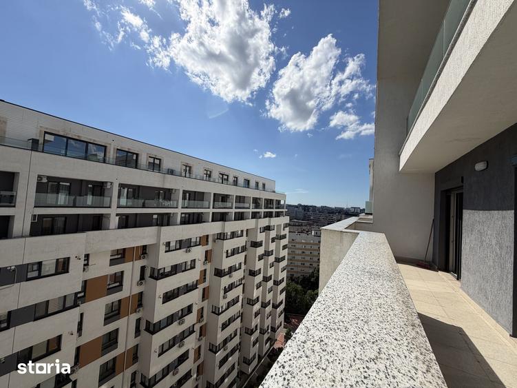 Apartament cu 4 camere în Rahova