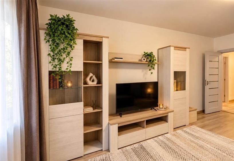 Apartament cu 3 camere decomandat, mobilat în Răcădău