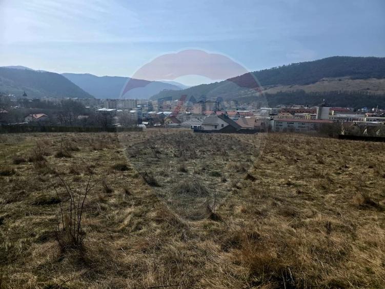 Teren Construcții intravilan de 2606 mp, în Calea Romanului