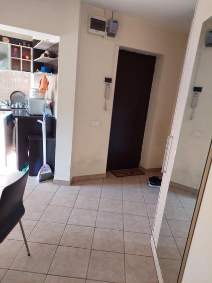 Apartament cu 2 camere decomandat în Obor