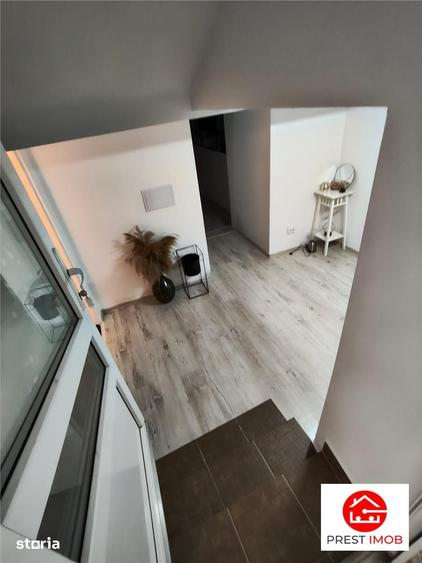 Apartament cu 5 camere în Central