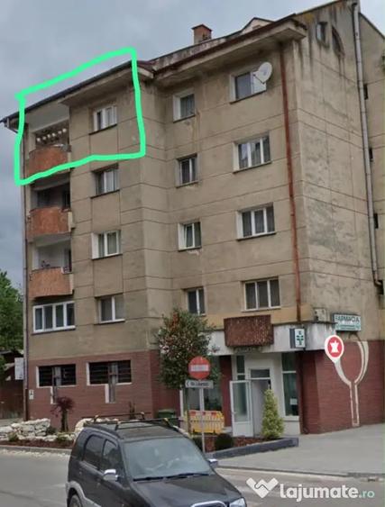 Apartament cu 3 camere decomandat în Ultracentral