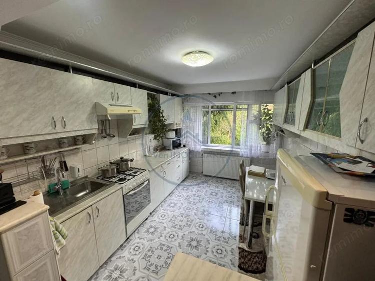Apartament cu 2 camere decomandat în Ștefan cel Mare