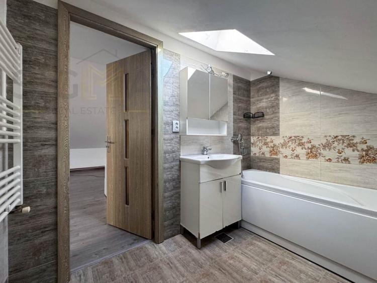 Apartament cu 2 camere semidecomandat, mobilat în Bună Ziua