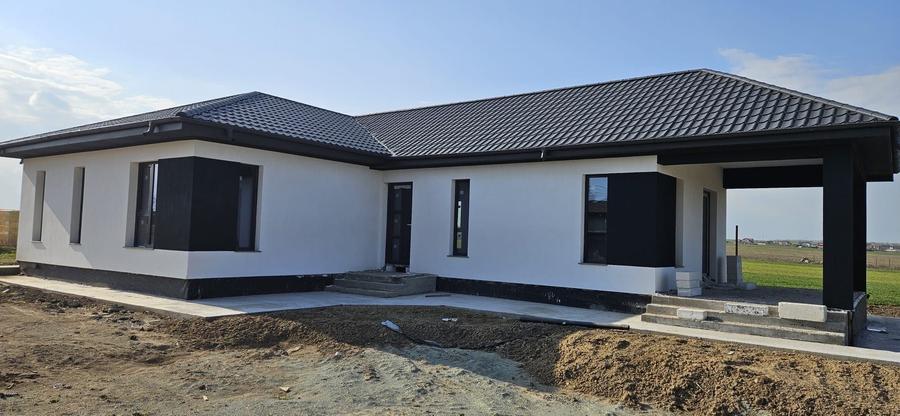 Casă cu 3 camere cu Teren 764 Mp în Central