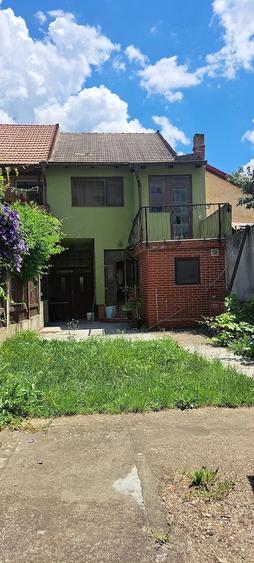 Casă cu 4 camere cu Teren 167 Mp în Decebal