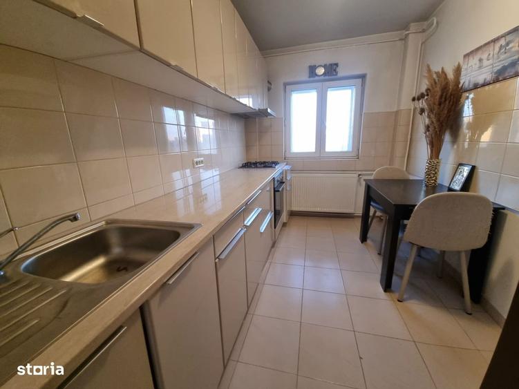 Apartament cu 2 camere decomandat în Tineretului