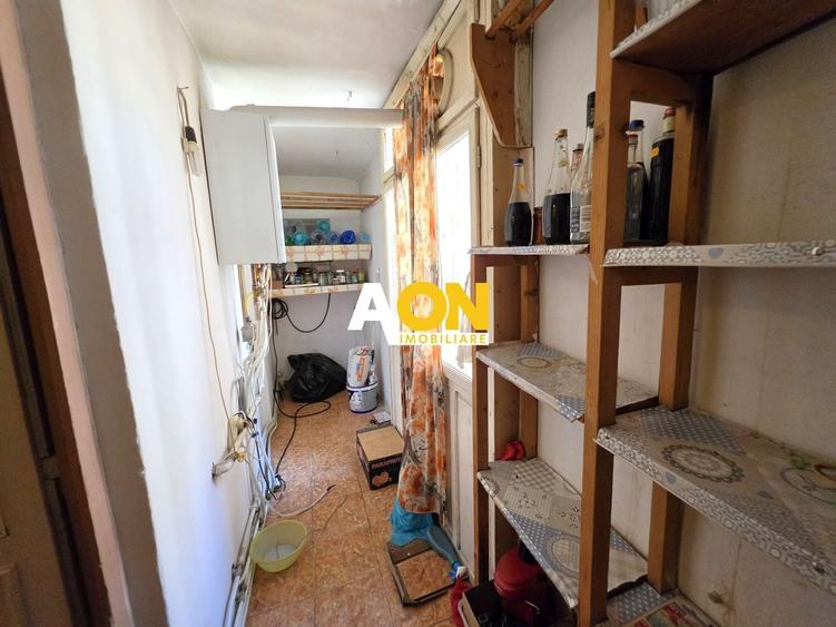 Apartament cu 3 camere decomandat, mobilat în Central