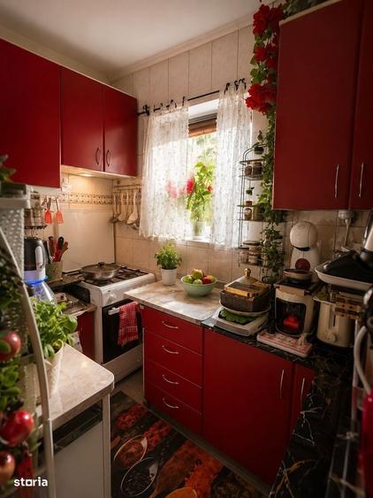 Garsonieră decomandată în Central
