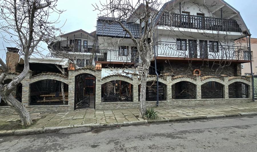 Hotel/Pensiune, de 347 mp, în Eforie Nord