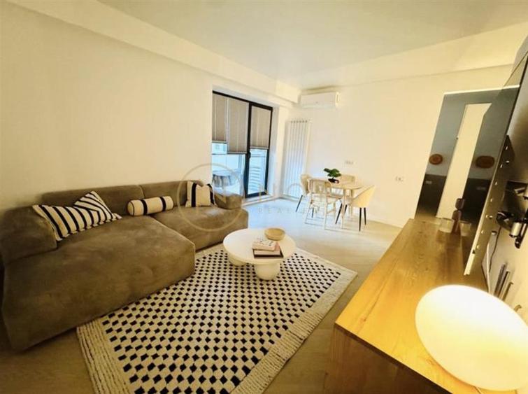 Apartament cu 3 camere decomandat, mobilat în Pipera