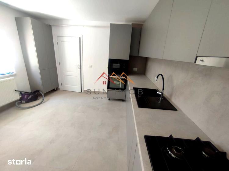 Casă cu 3 camere cu Teren 500 Mp în Piața Centrală