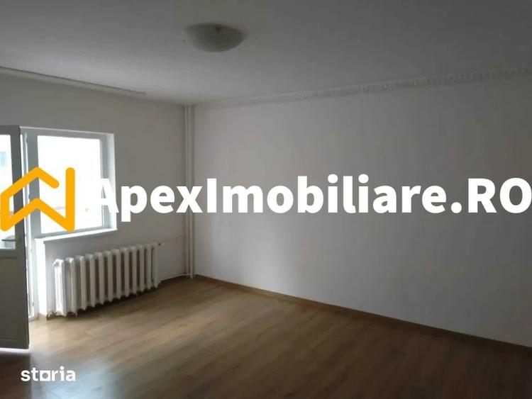 Apartament cu 2 camere decomandat în Centrul Civic