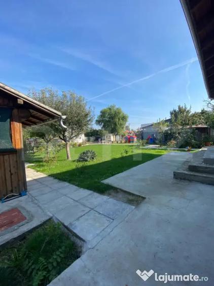 Casă cu 7 camere cu Teren 1676 Mp în Lupeni