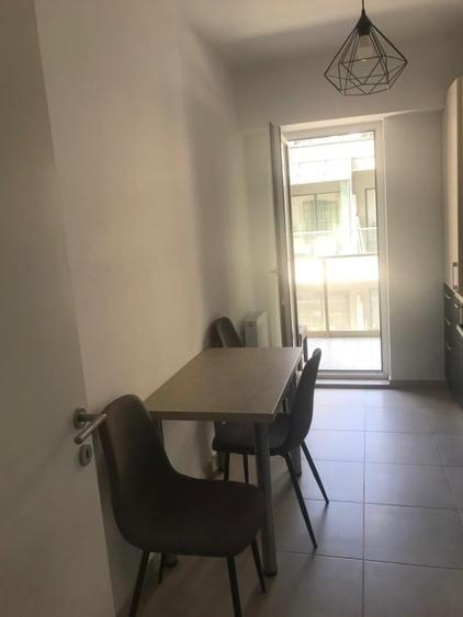 Apartament cu 2 camere semidecomandat, mobilat în Drumul Taberei