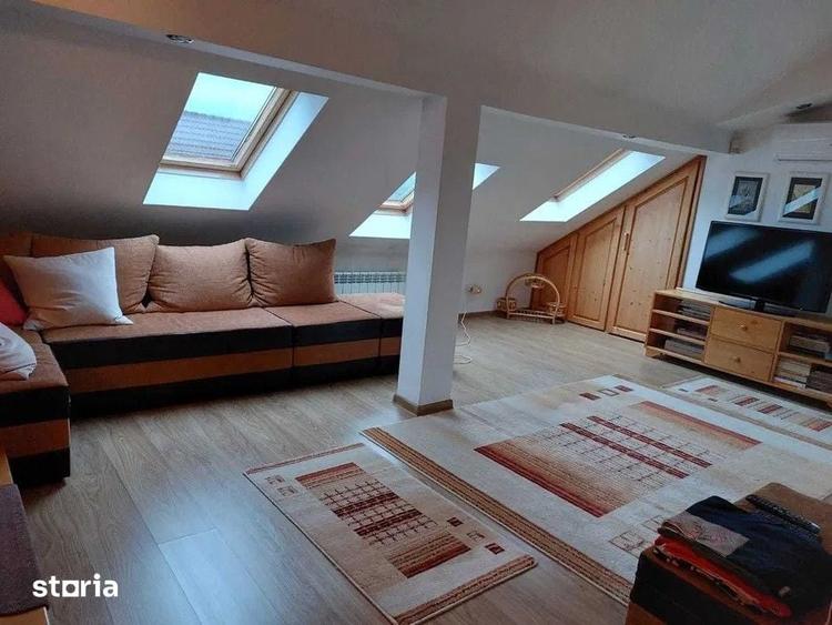 Casă cu 6 camere cu Teren 1310 Mp în Mihăești