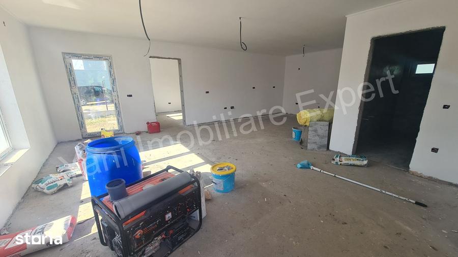 Casă cu 3 camere cu Teren 251 Mp în Central