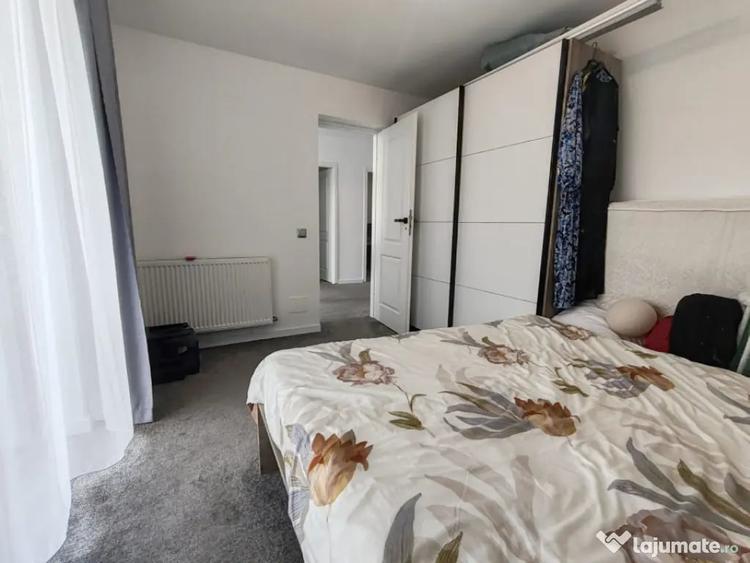 Casă cu 4 camere cu Teren 416 Mp în Florești