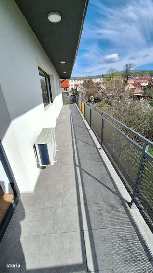 Apartament cu 2 camere decomandat în Exterior Vest