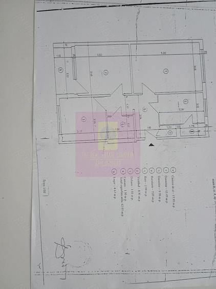 Apartament cu 3 camere decomandat, mobilat în Berceni