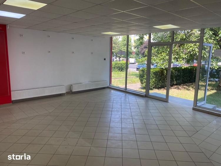 Spațiu comercial, de 95 mp, în Gării