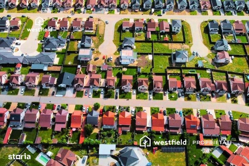 Casă cu 4 camere cu Teren 270 Mp în Central