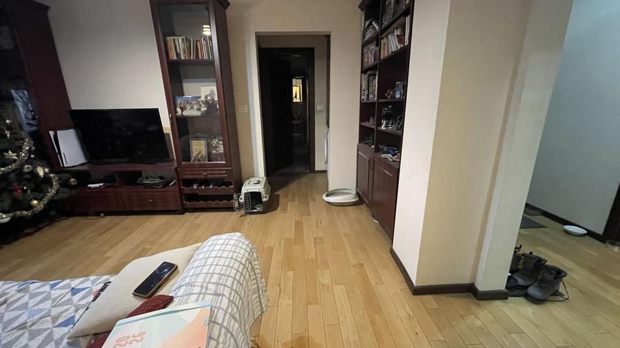 Apartament cu 4 camere decomandat, mobilat în Matei Basarab