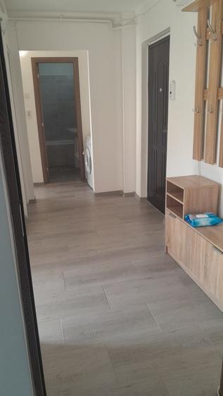 Apartament cu 2 camere decomandat în Mofleni