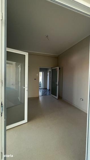 Spațiu comercial, de 70 mp, în Micălaca