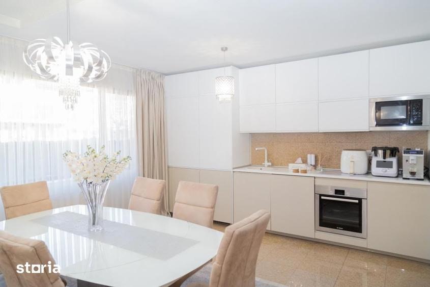 Apartament cu 3 camere decomandat în Străulești