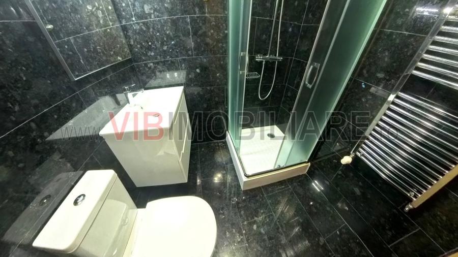 Apartament cu 3 camere semidecomandat, mobilat în Arcul de Triumf