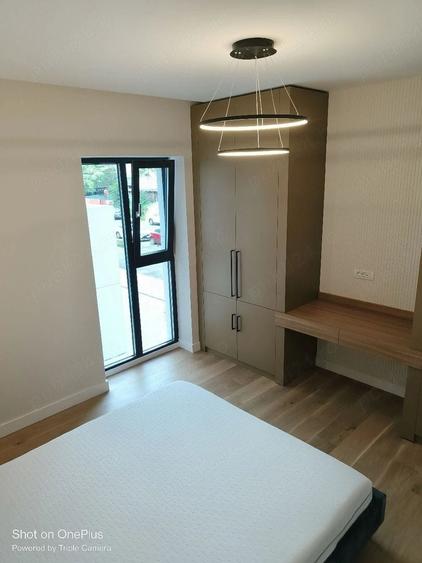 Apartament cu 3 camere decomandat în Băneasa