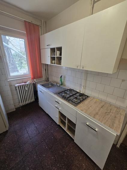 Apartament cu 2 camere decomandat, mobilat în Grădiște