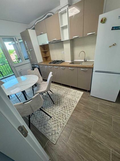 Apartament cu 2 camere decomandat în Exterior Vest