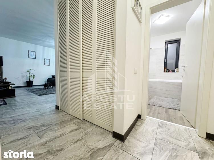 Apartament cu 3 camere în Girocului